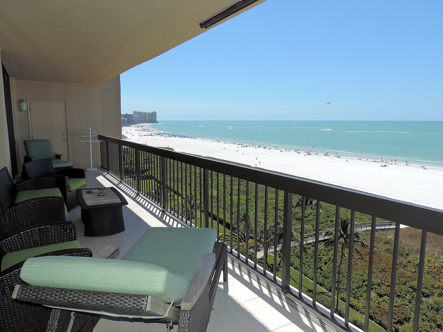 Duchess 902  3 Month Minimum in Marco Island, FL