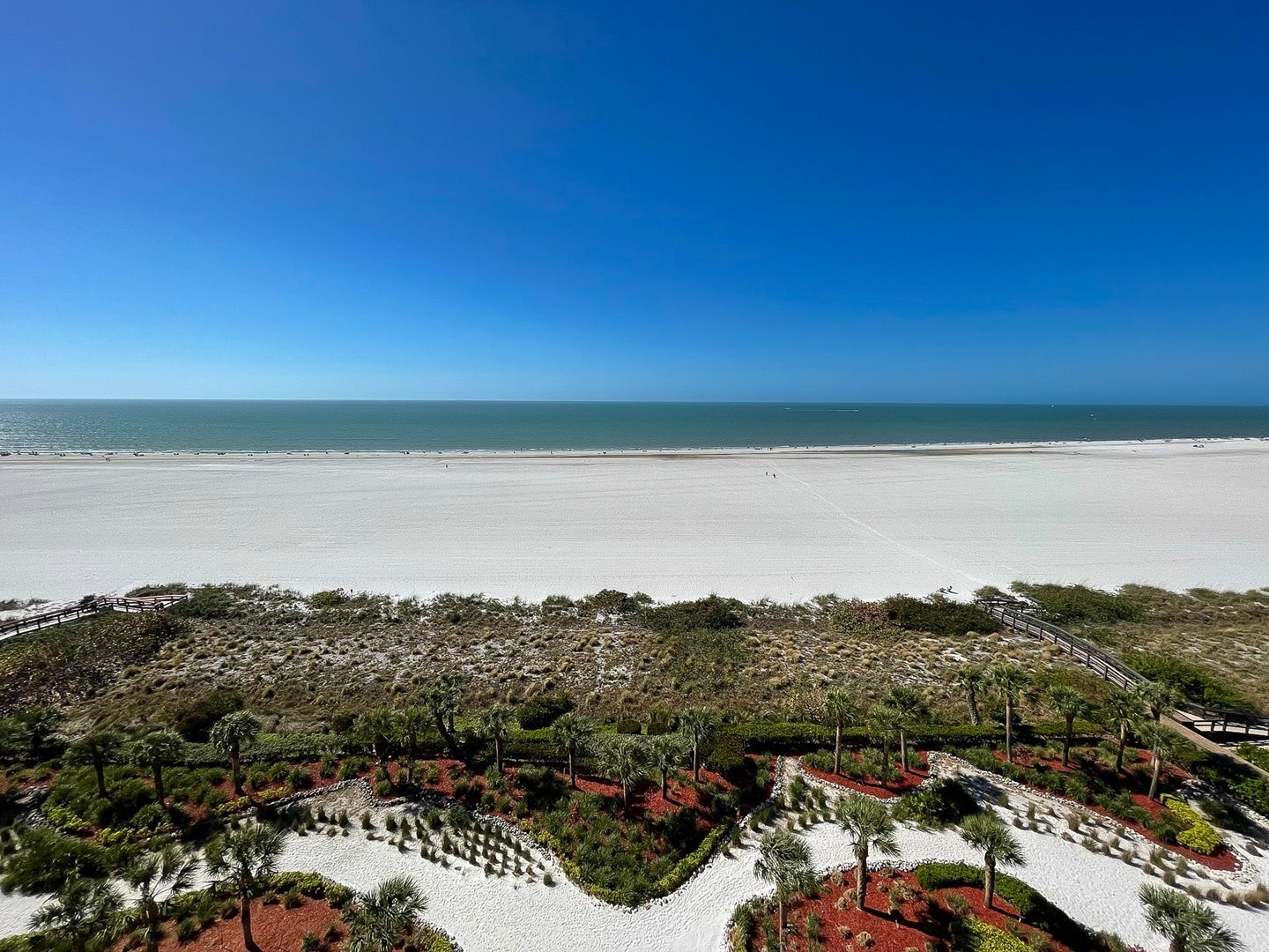 Crescent Beach 1006: 2 MONTHS MINIMUM in Marco Island, FL