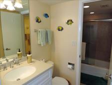 Bathroom Master Side