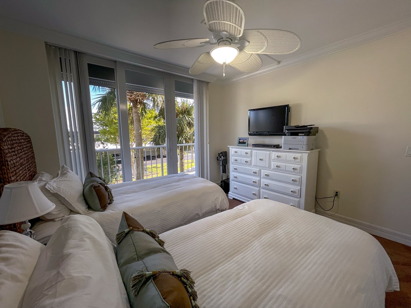 Admiralty 206 S Monthly Marco Island